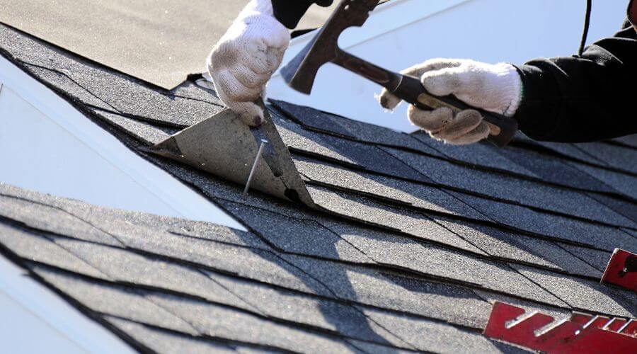 Expert Emergency Roof Repairs services in Ferney, SD